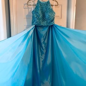 New-SHERRI HILL 2 Pieces Gown (Size 12)